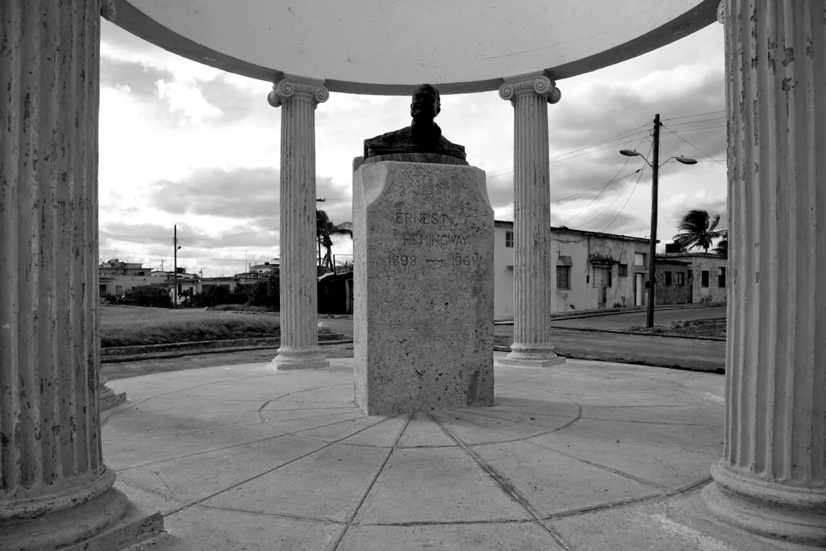 Hemingway memorial at Cojímar